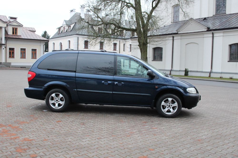 Chrysler Grand Voyager 2002 3.3V6 LPG Hak