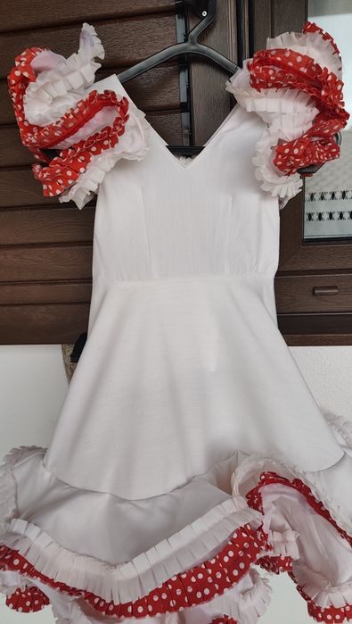 Vestido sevilhana idade 3/4 anos