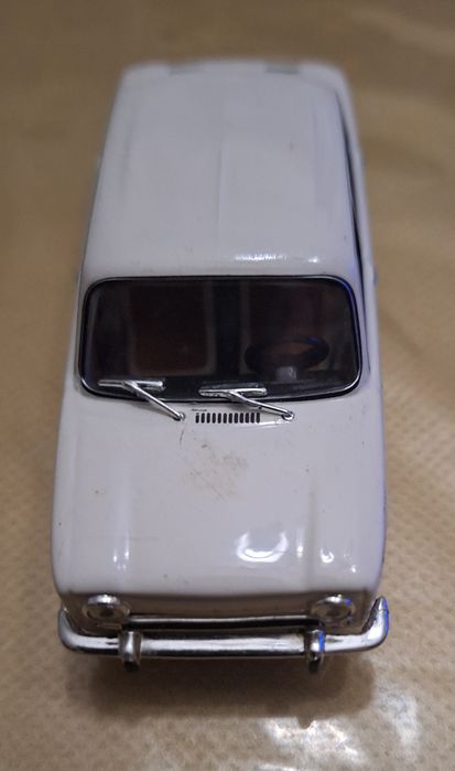 Miniatura escala 1:43 Simca