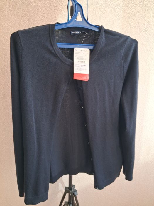 Женские вещи,женский спортивный костюм,платье,свитер,боди