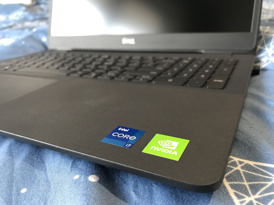 Ноутбук Dell Vostro 3500