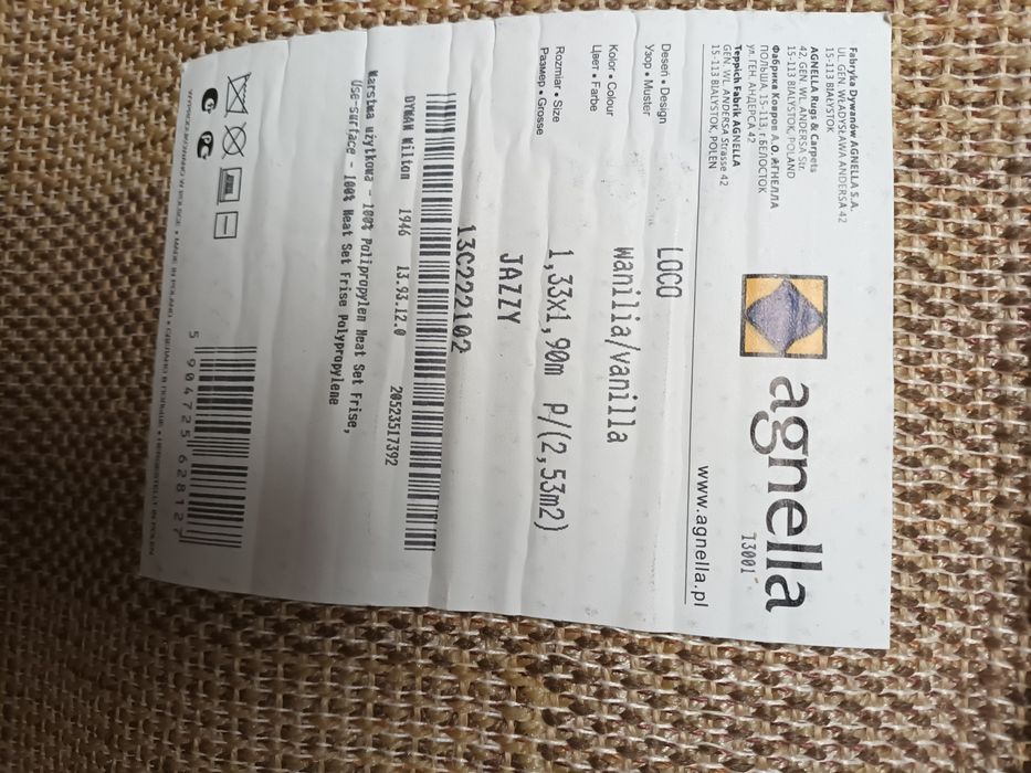 Dywan                          .