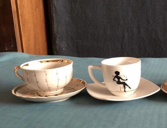 Вінтажні чайні пари / чашки з блюдцями порцеляна