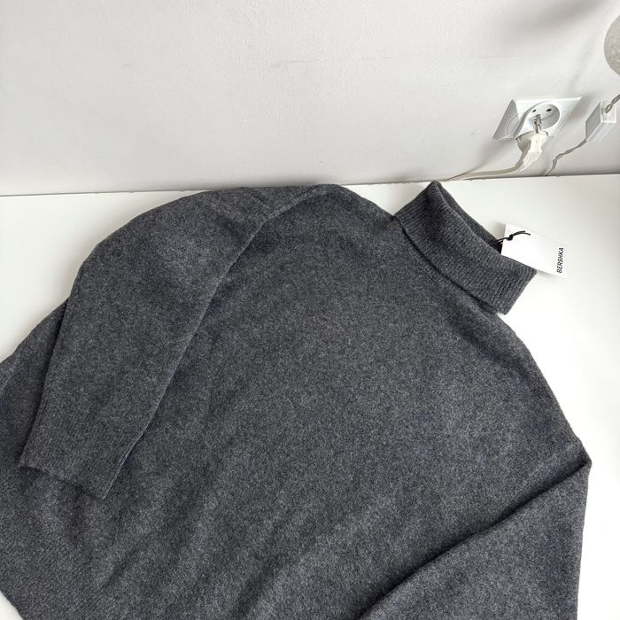 ciemnoszary sweter oversize z golfem Bershka 36 / S nowy z metką