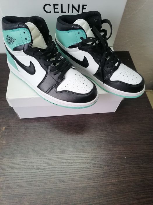 Жіночі кросівки Nike Air Gordan
