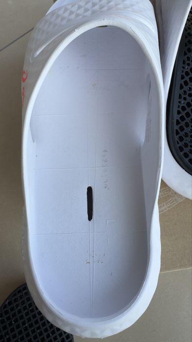 Шлепанцы тапочки asics 3d crocs adidas slide nike