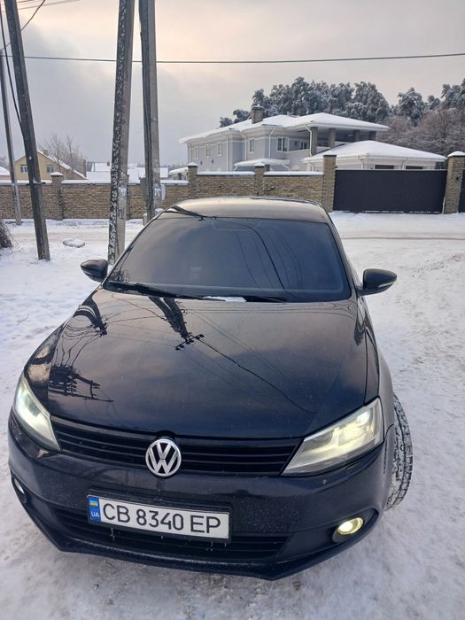 Продам Volkswagen Jetta 2011