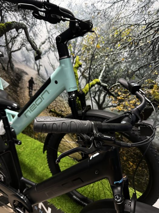 Rower elektryczny SUV NEON Bikes SUMMIT RHM 1.0-Active Zone Bike World