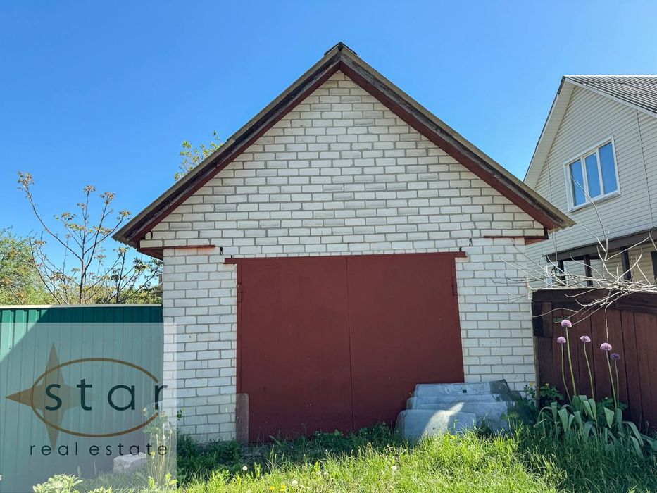 Продаж земельної ділянки. 10 соток приват. Центр міста. Комунікації.