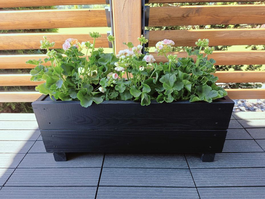 Donica drewniana czarna 22x60