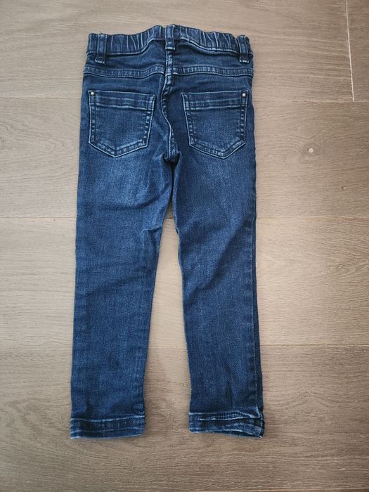 Przepiękne jeansy Coccodrillo. Jak nowe.