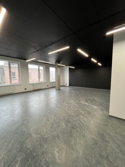 Оренда комерційного приміщення в бізнес центрі на вул.Київська