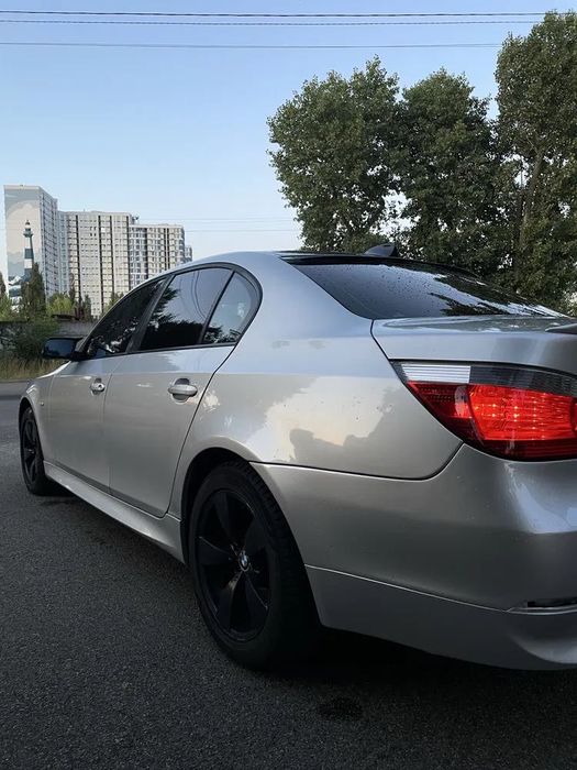 Продам БМВ Е 60 в гарному стані