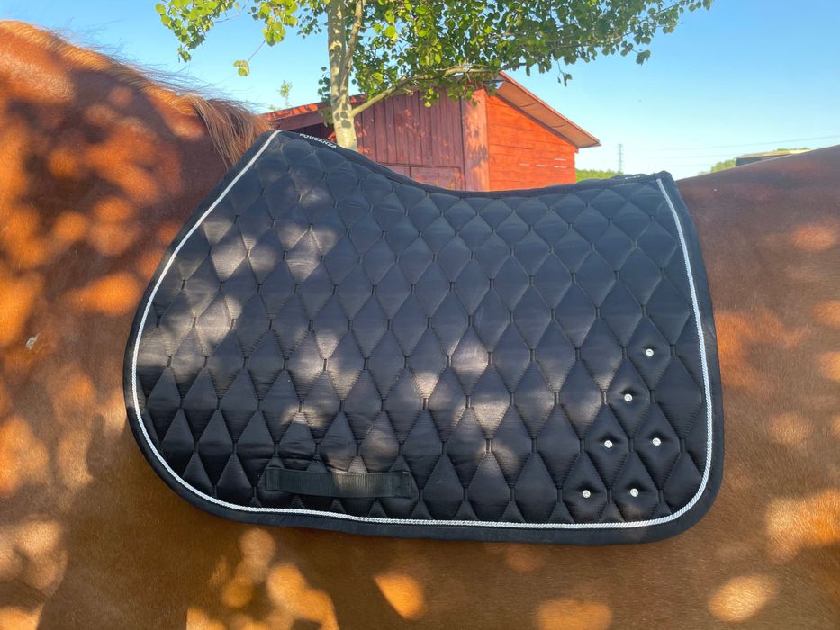 Czapraki wszechstronne nowe/jak nowe zestaw lub pojedynczo