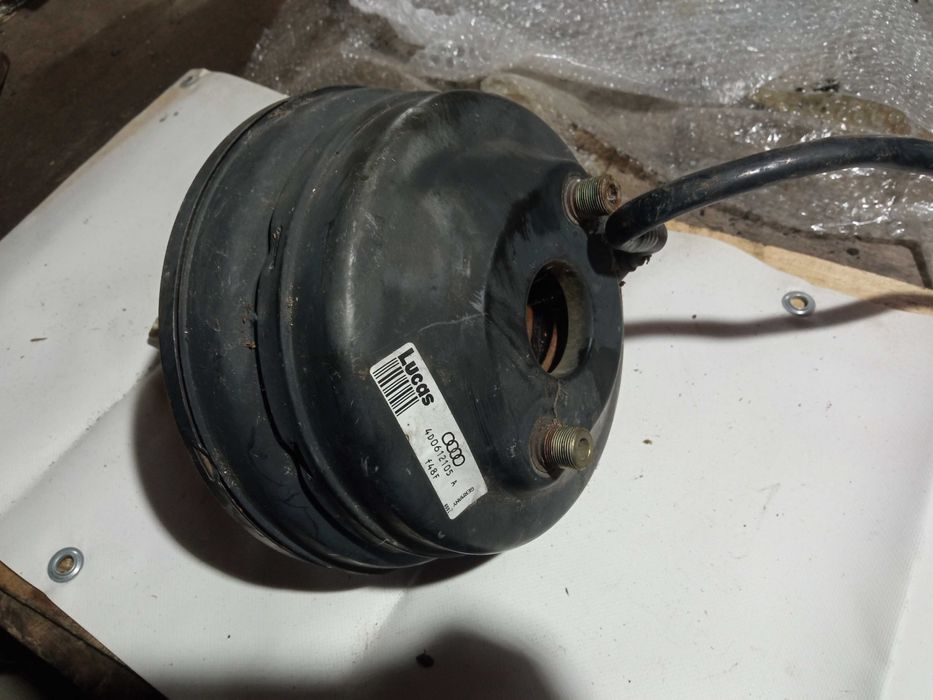 Вакуумний підсилювач гальм Audi A8 1994-2002 2.5TDI Lucas 4D0612105A