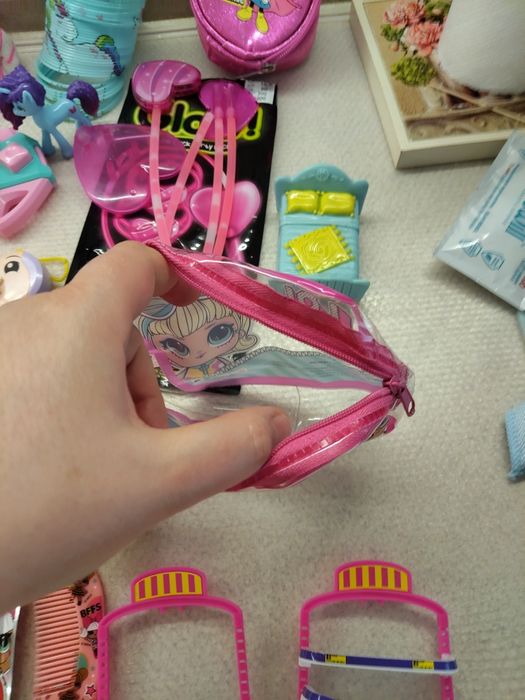 Іграшки для дівчинки