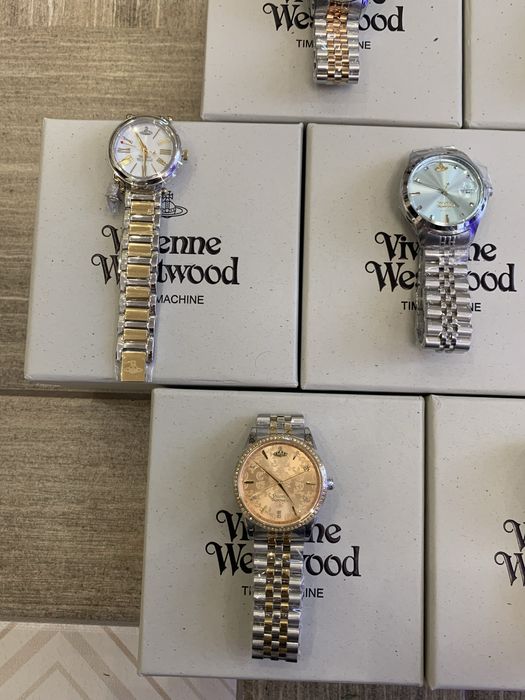 Нові годинники Vivienne Westwood. Великий вибір!