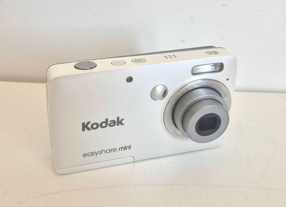 Компактный цифровой фотоаппарат Kodak EasyShare Mini M200, 10.0 MP