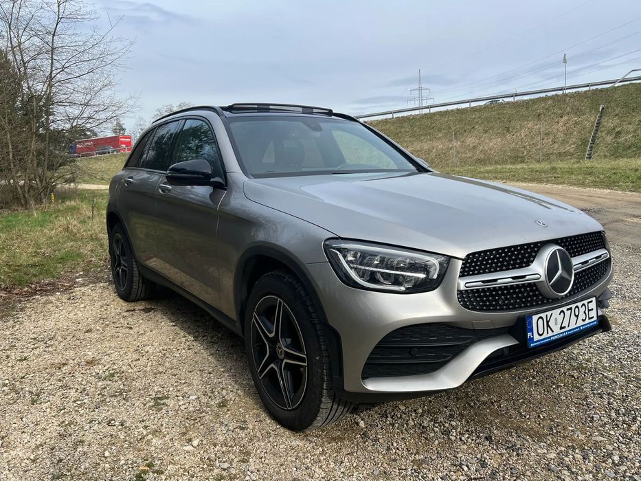 Mercedes-Benz GLC GLC 300 2020r. AMG-Line, Burmester, Panorama, el. fotele.