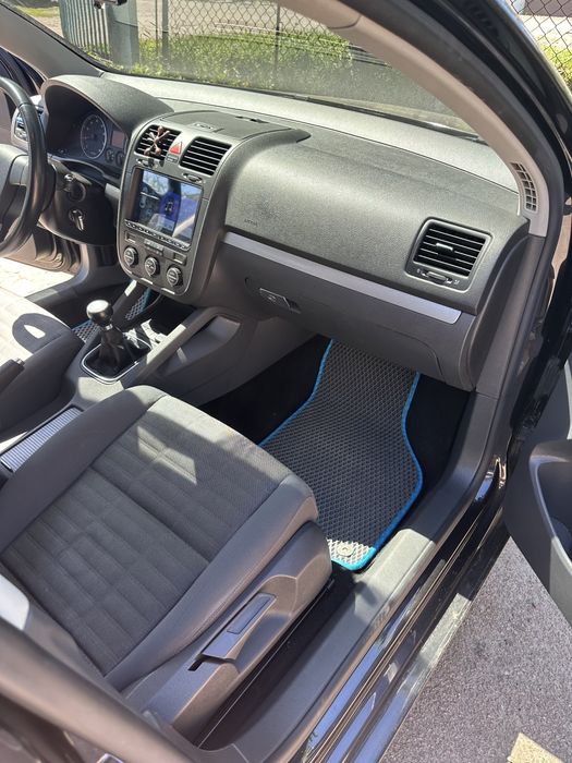 Volkswagen Golf 5 2007  1.4 газ/бенз