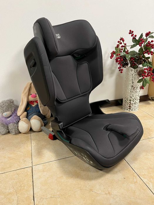Автокрісло BRITAX ROMER KIDFIX I-Size  Група 2/3 (15-36кг) бустер