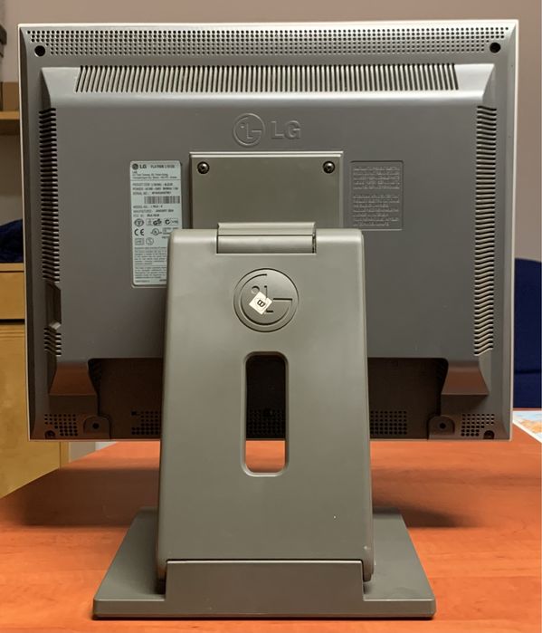 Używany monitor LG FLATRON L1910S