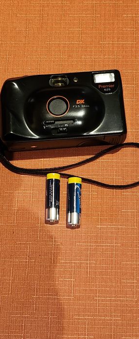 Analogowy aparat fotograficzny premier 625
