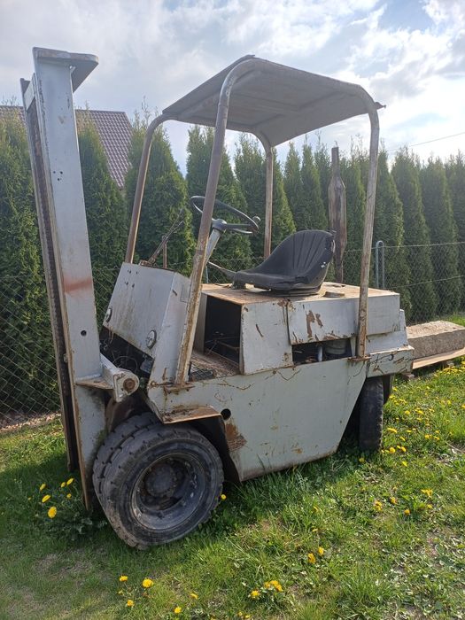 Wózek widłowy GPW 3P