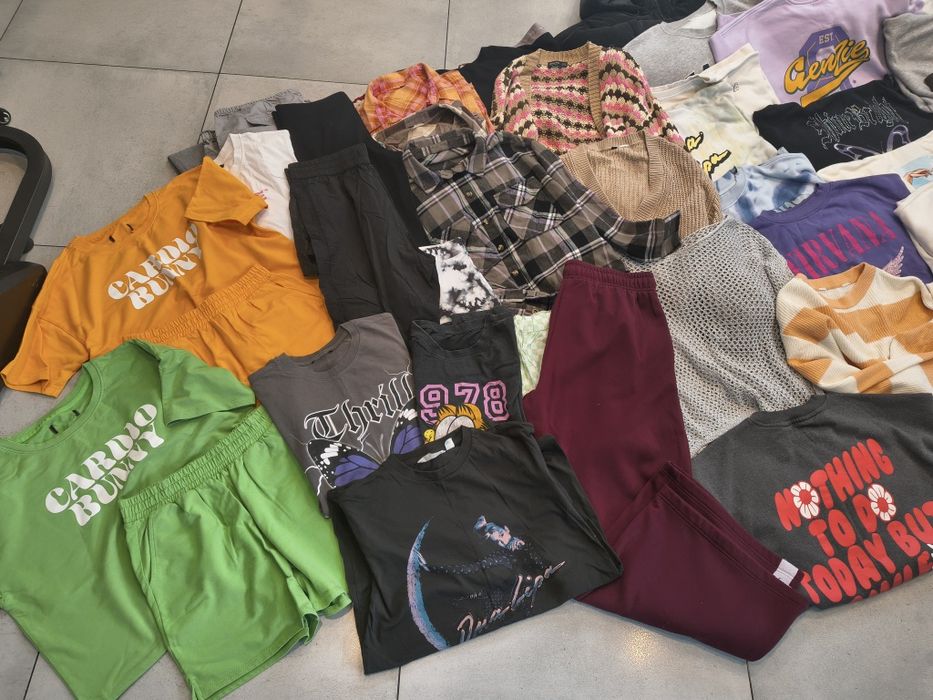 Ubrania MEGA paka 46 sztuki ubrań dla nastolatki roz. L/XL
