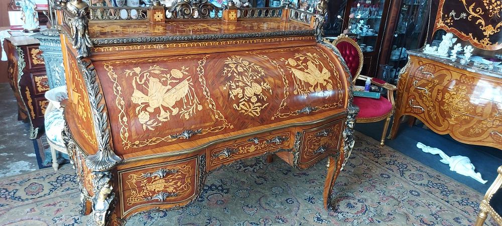 Papeleira/Secretária(Francesa)