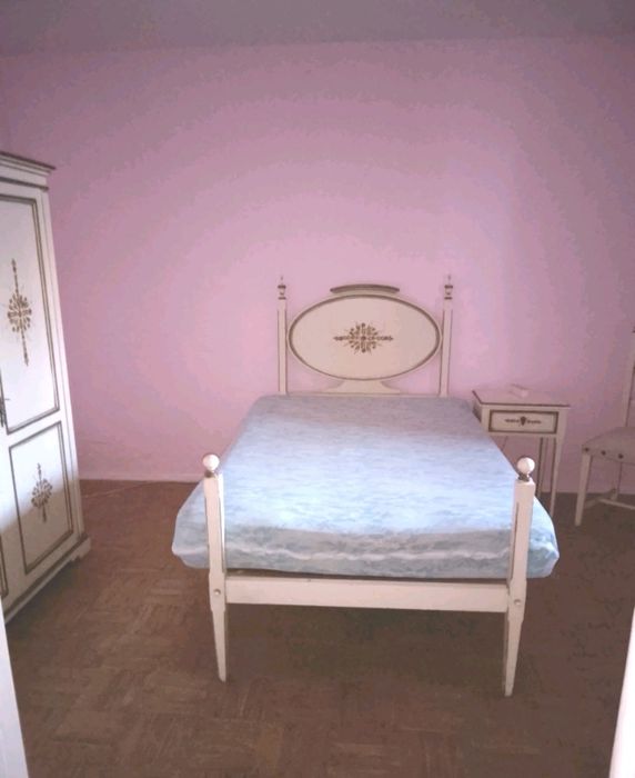 Vendo - Quarto alentejano individual