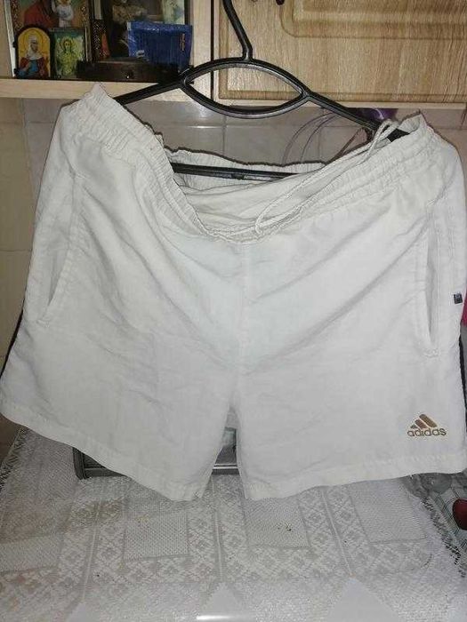 Мужские шорты адидас  .  и других компаний