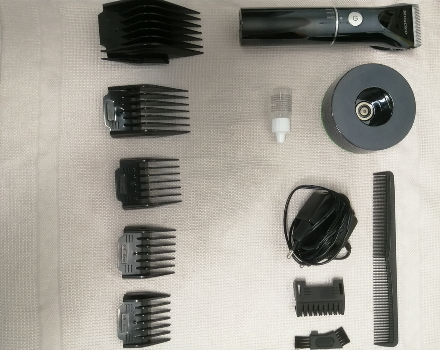 Máquina cortar cabelo e barba