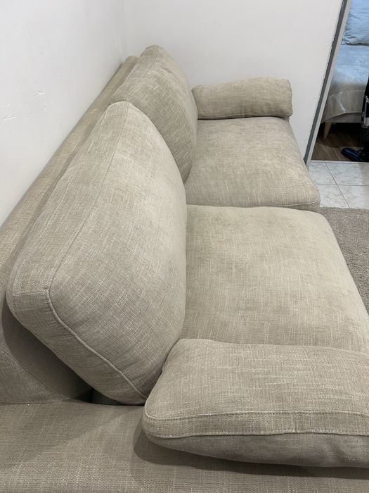 Sofá de Linho Bege – 3 Lugares – Super Confortável e Sofisticado!