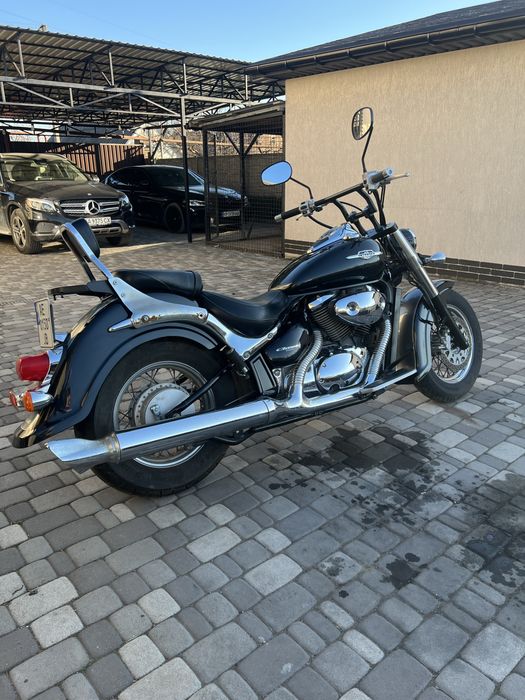 Мотоцикл Suzuki intruder 400