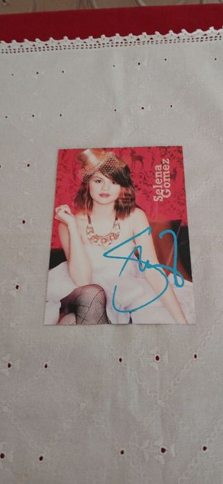 Postal Selena Gomez, novo