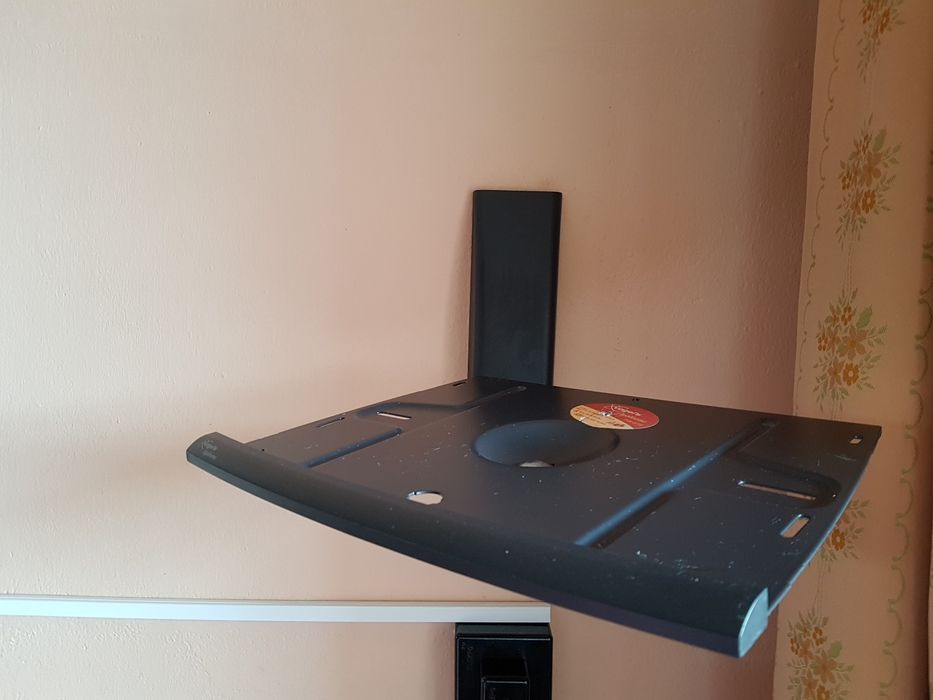 Podstawa, uchwyt ścienny pod telewizor.
