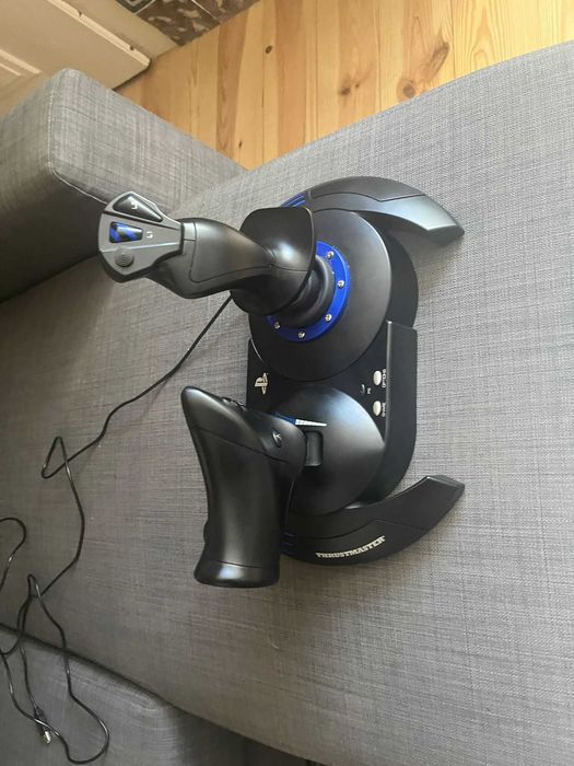 Joystick Thrustmaster64737766583298123