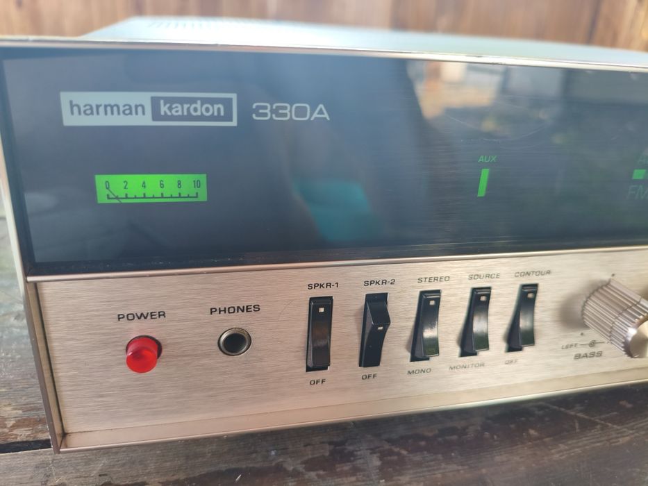 Стерео рессивер Harman Kardon 330A