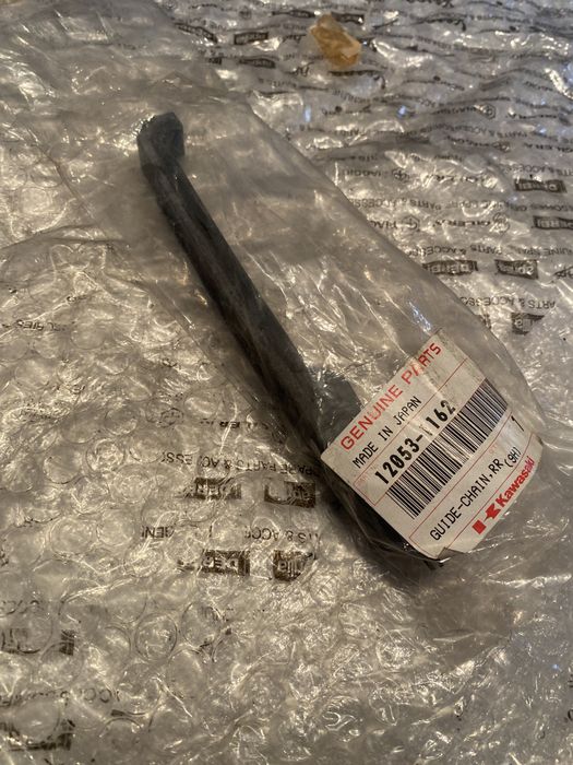 Kawasaki Vulcan 750 VN750 Prowadnica ślizg łańcucha rozrządu