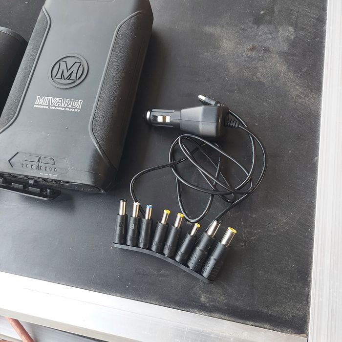 Power bank miwardi