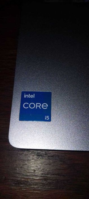 Lenovo IdeaPad Slim 5 / i5-12450H / 16 ГБ / 512 ГБ SSD