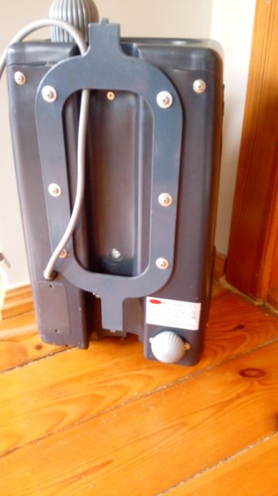 Pianownica do dywanów wykładzin.