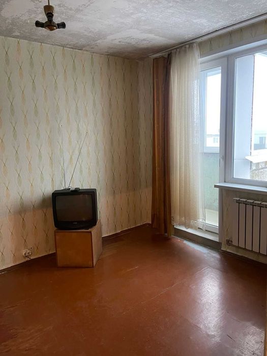 Продам 1 кв. 27 м.кв., Алексеевка, м."Победы",  лесная стор.