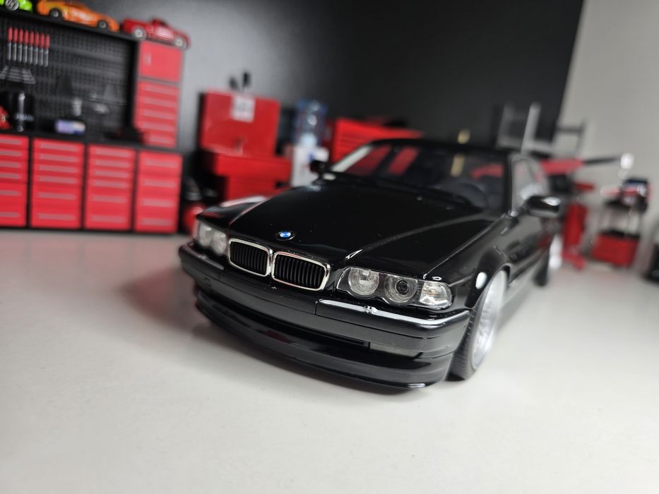 OTTO BMW E38 Low Stance