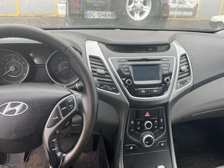 Розбирай Елантру 14 рік