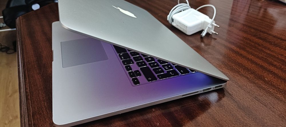MacBook Pro Retina | Intel Core i7 Quad-Core | 8GB RAM | SSD 128GB