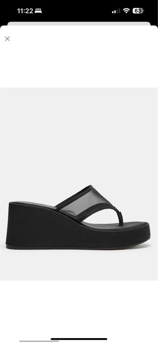 Шльопанці вʼєтнамки на платформі ZARA