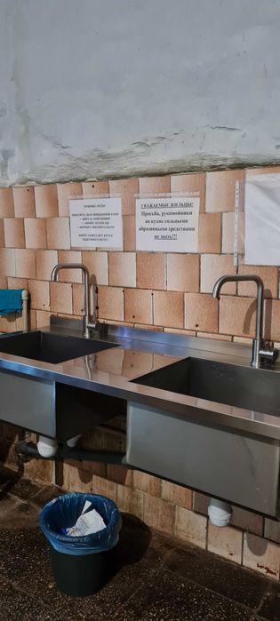 Продам гостинку комнату центр Хтз