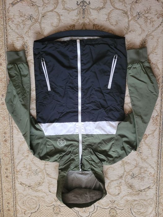 Куртка вітровка для підлітка